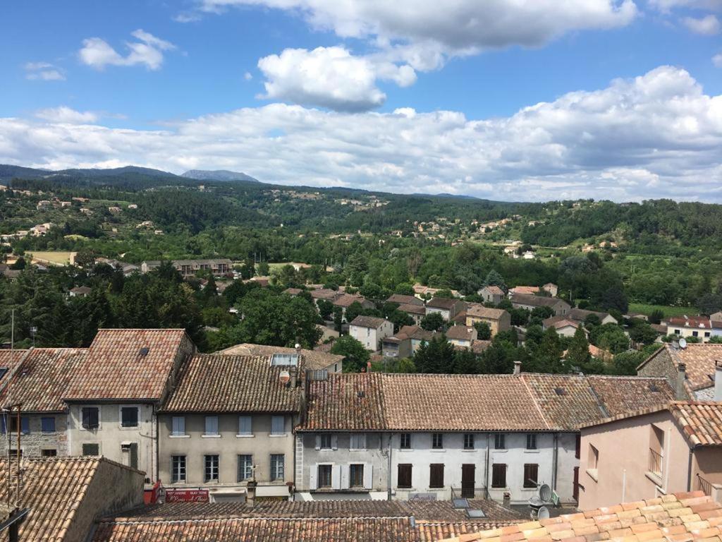 Logement De Charme A Joyeuse Apartment Exterior foto